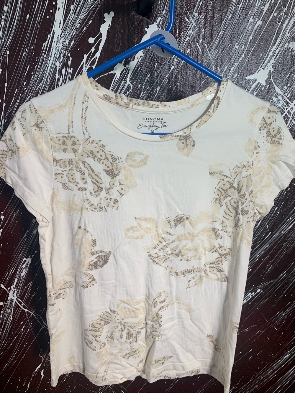 Sonoma Cream and Beige Floral‎ Short Sleeve Tee